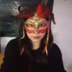 Meet your Posher, Myra